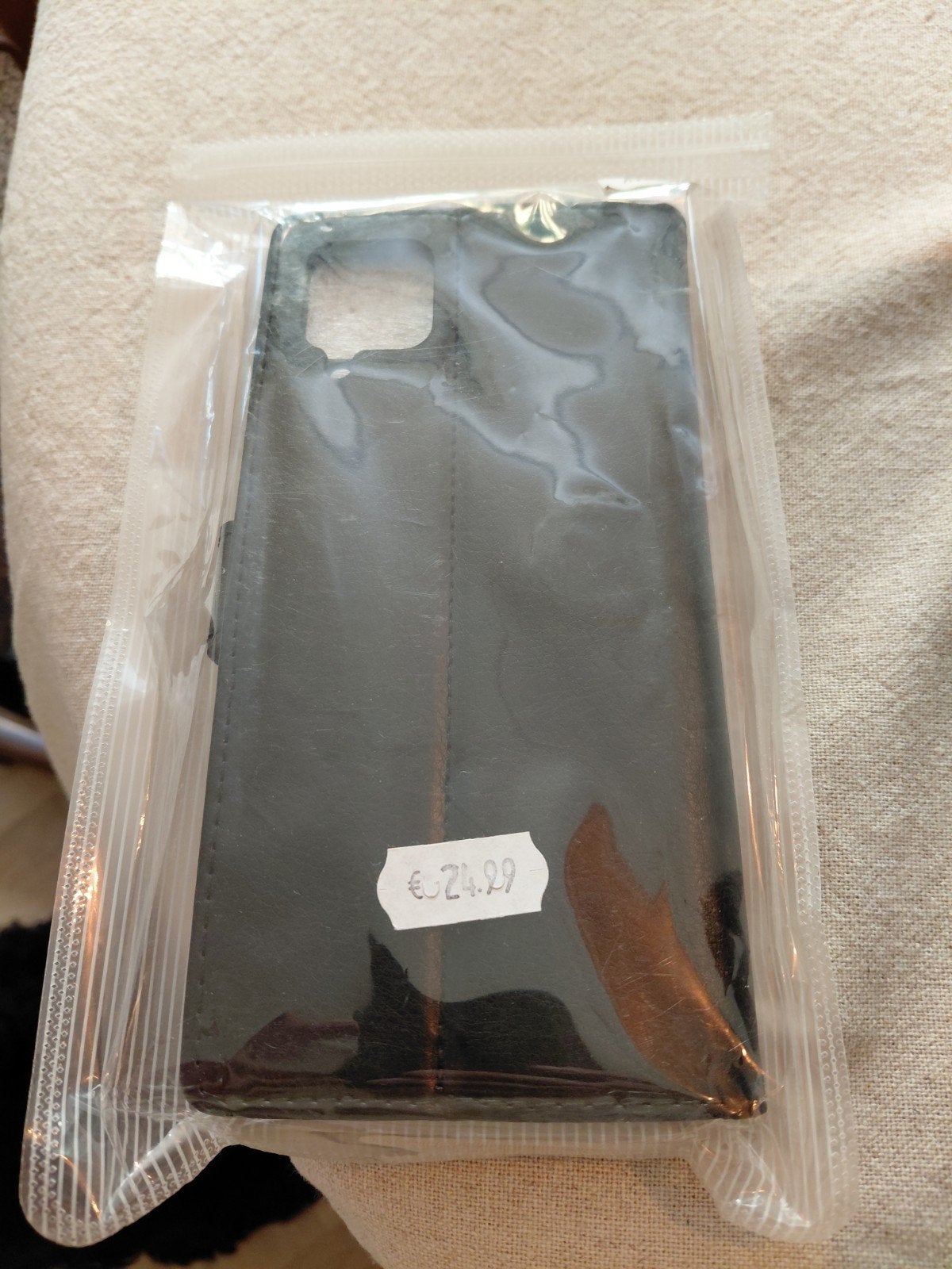 Zwarte Flipcase Hoesje voor Smartphone Samsung A12- Nieuw in, Ophalen of Verzenden, Nieuw, Flipcase