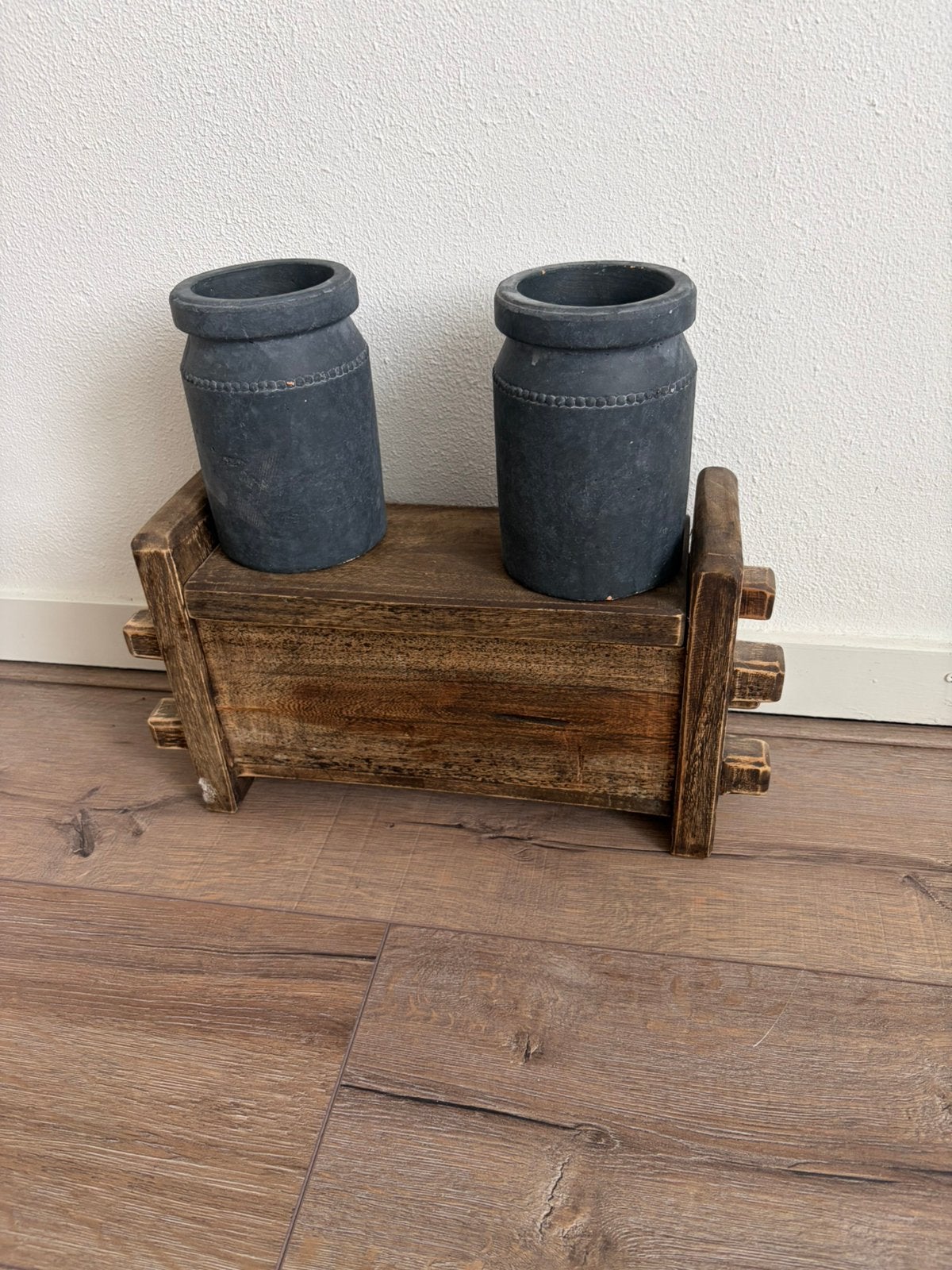 Te koop 2 potten en een vensterbank stoof, Ophalen of Verzenden, Zo goed als nieuw, Hout