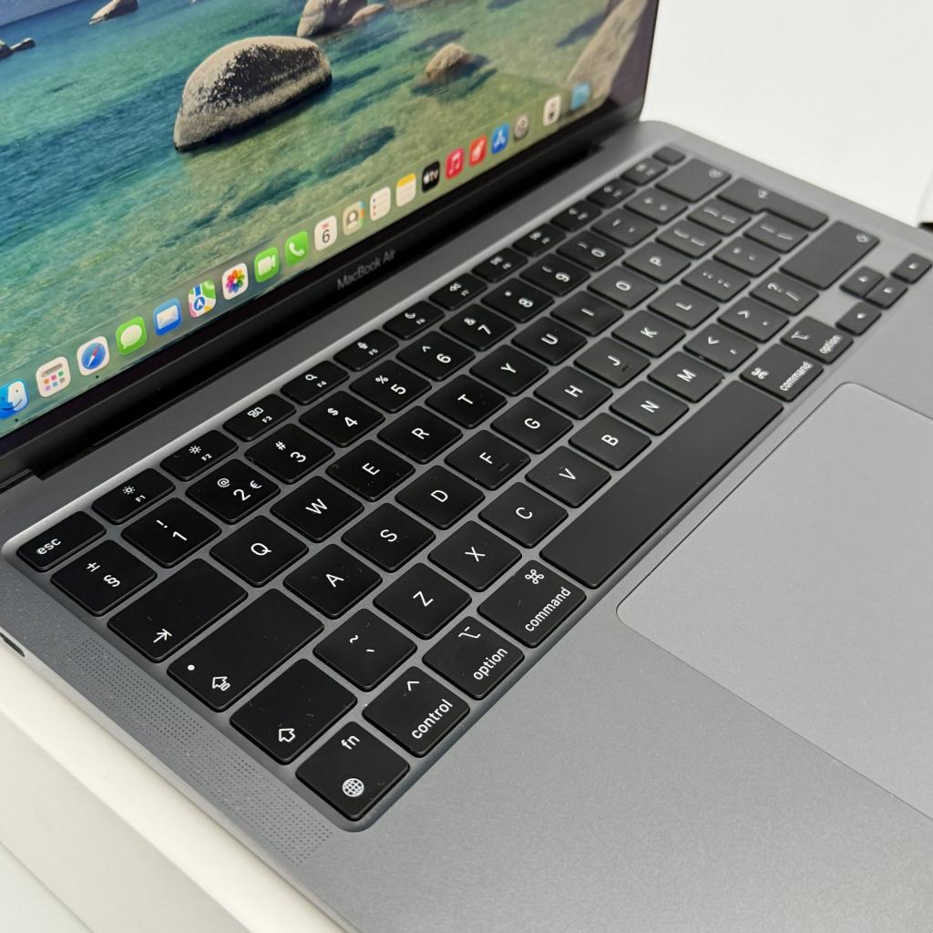 MacBook Air M1 512GB grijs /zeer net /91% batt /garantie, Apple, Zo goed als nieuw, Support@apple.com, Apple Park Way, Cupertino, California