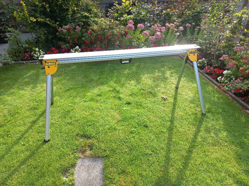 gereedschap de Walt, Doe-het-zelf en Verbouw, Ophalen of Verzenden, Zo goed als nieuw, Afkortzaag, 30 tot 70 mm