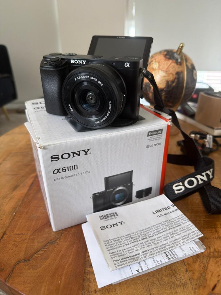 Sony Alpha A6100 Systeemcamera met E PZ 16-50mm Lens, Audio, Tv en Foto, Fotocamera's Digitaal, Compact, Ophalen of Verzenden