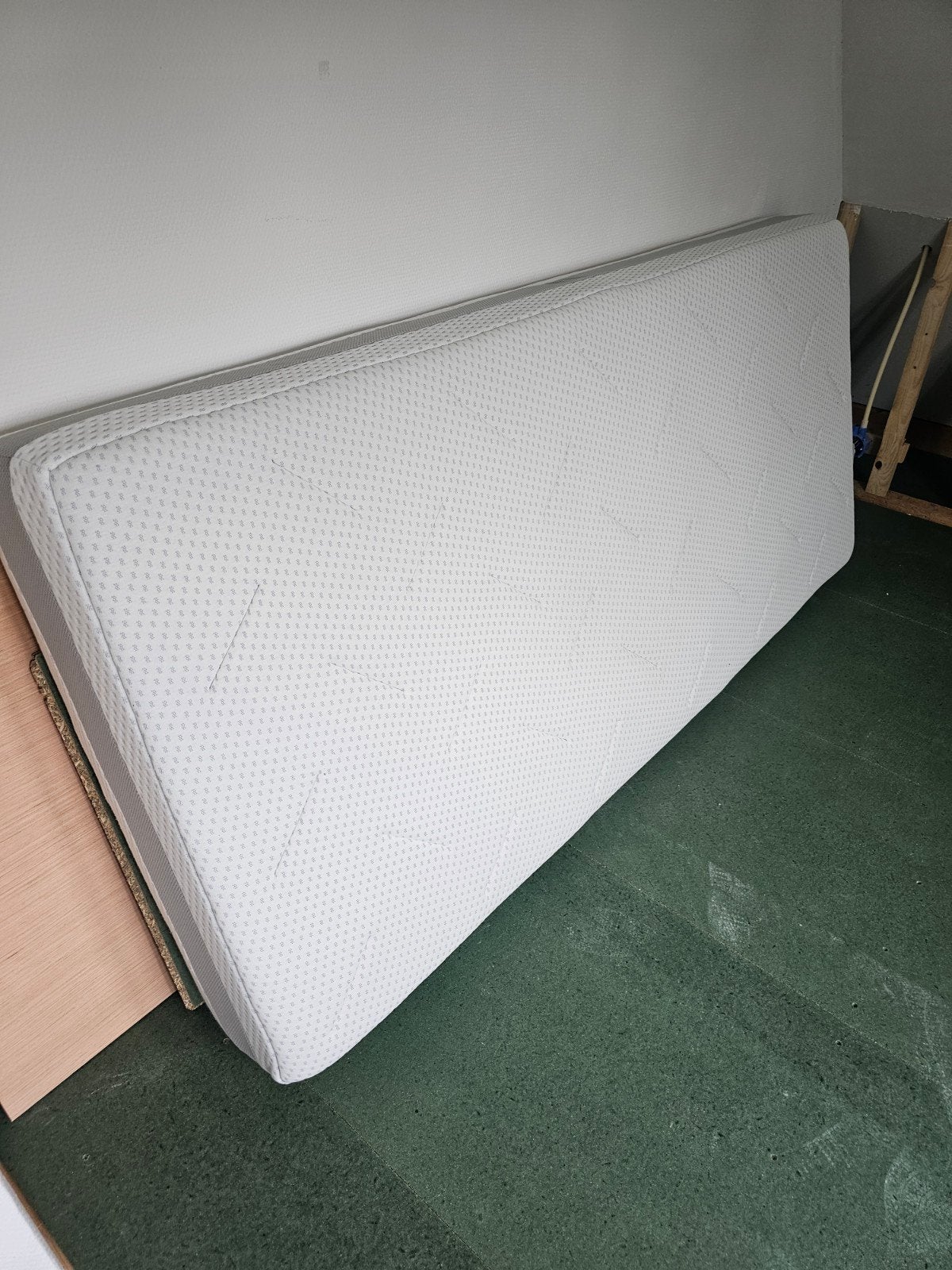 Matras 90x200 met dekbed (eventueel met overtrekken), Ophalen, Gebruikt, 90 cm, Eenpersoons