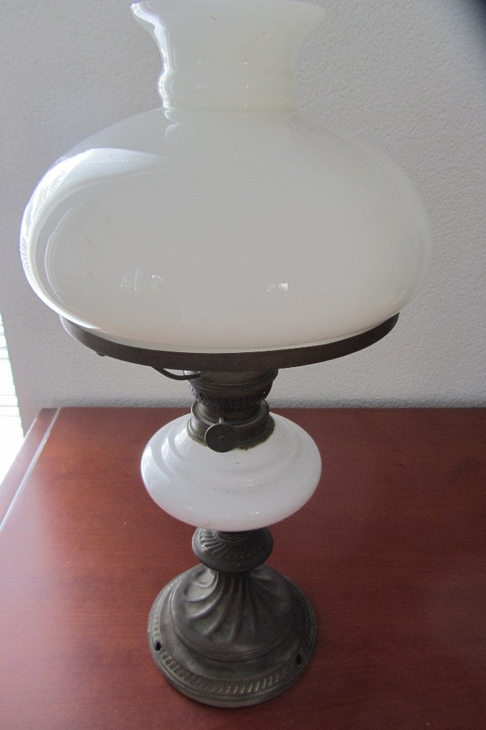 olielamp koperen voet met melkglazen kap, Antiek en Kunst, Ophalen