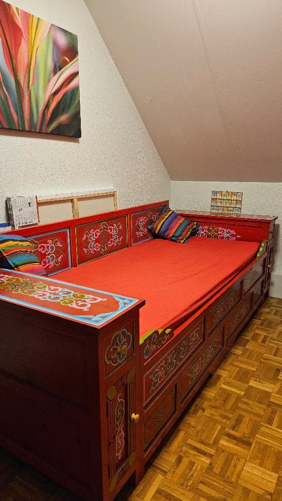 Mongoolse bed(bank) / uniek logeerbed, Ophalen, Gebruikt, Eenpersoons, 140 cm