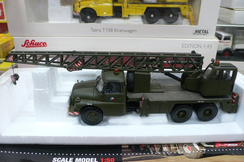 tatra militaire t 138 kraanwagen  schuco  1/43 van 89 nu 59e, Verzenden, Nieuw, Bus of Vrachtwagen, Schuco