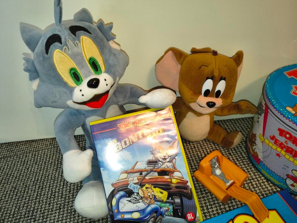 Tom & Jerry knuffels, puzzel, boek, blik en poppetjes, Ophalen of Verzenden