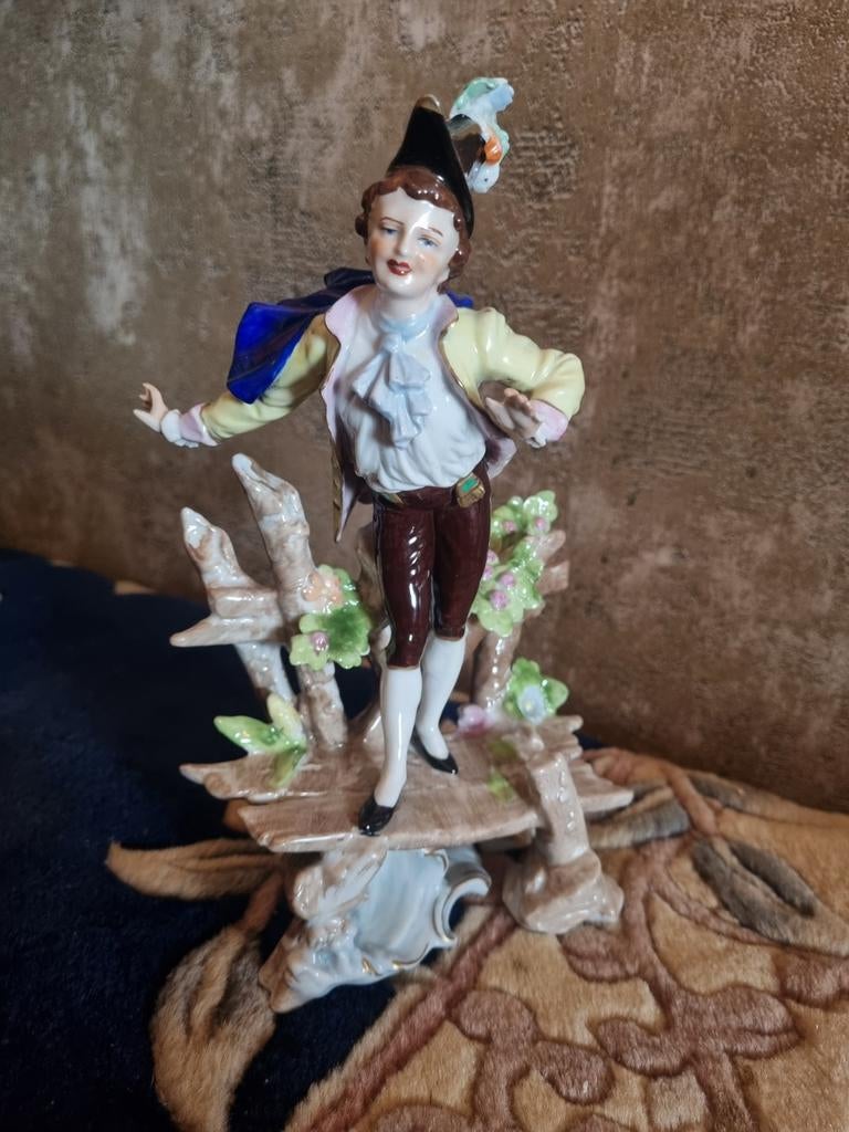 Antiek Saksisch Dresden Porseleinen Beeldje - Man, Ophalen of Verzenden