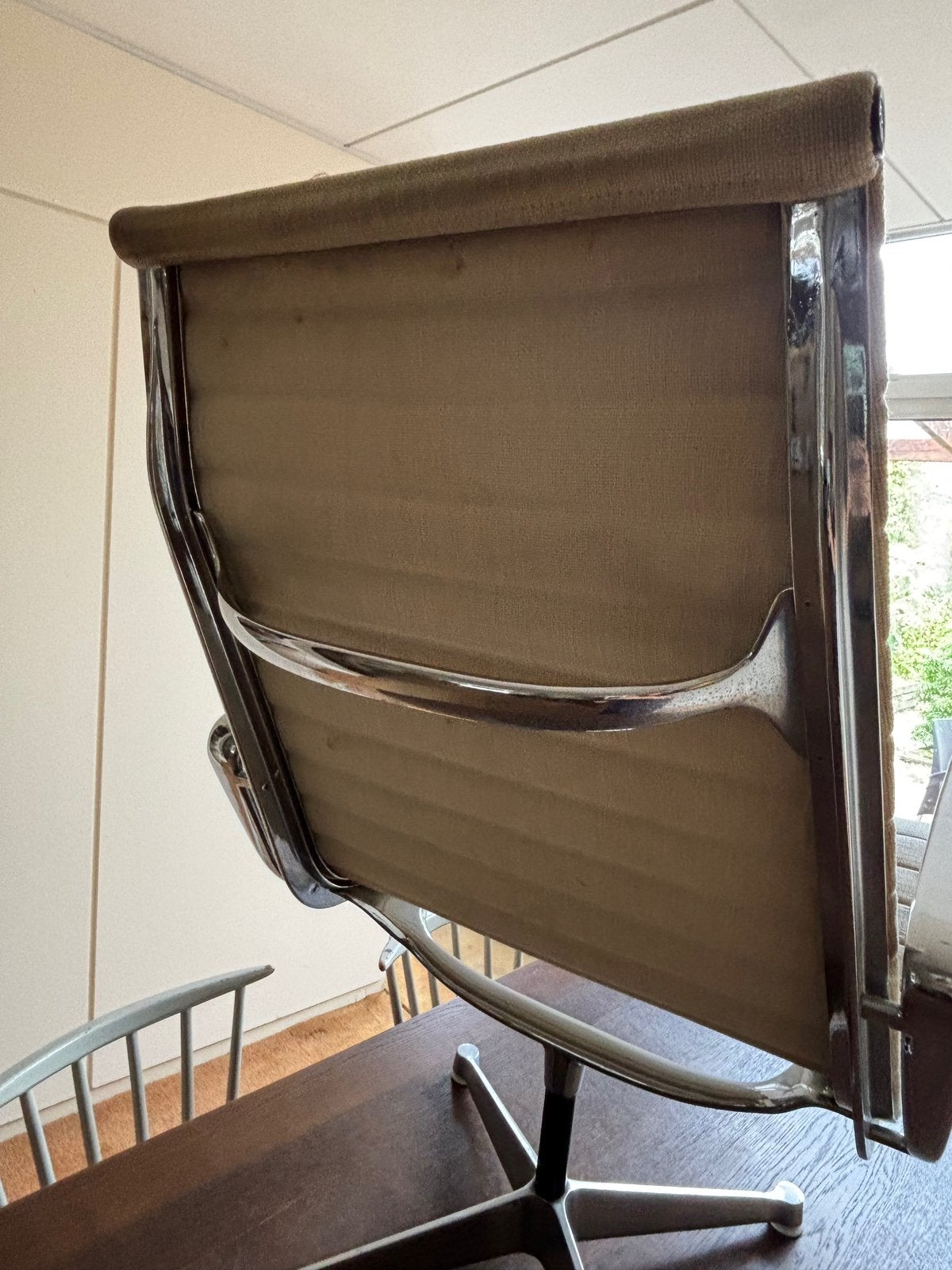 Vintage Eames EA 115 lounge chair Herman Miller, Huis en Inrichting, Fauteuils, Ophalen, Gebruikt