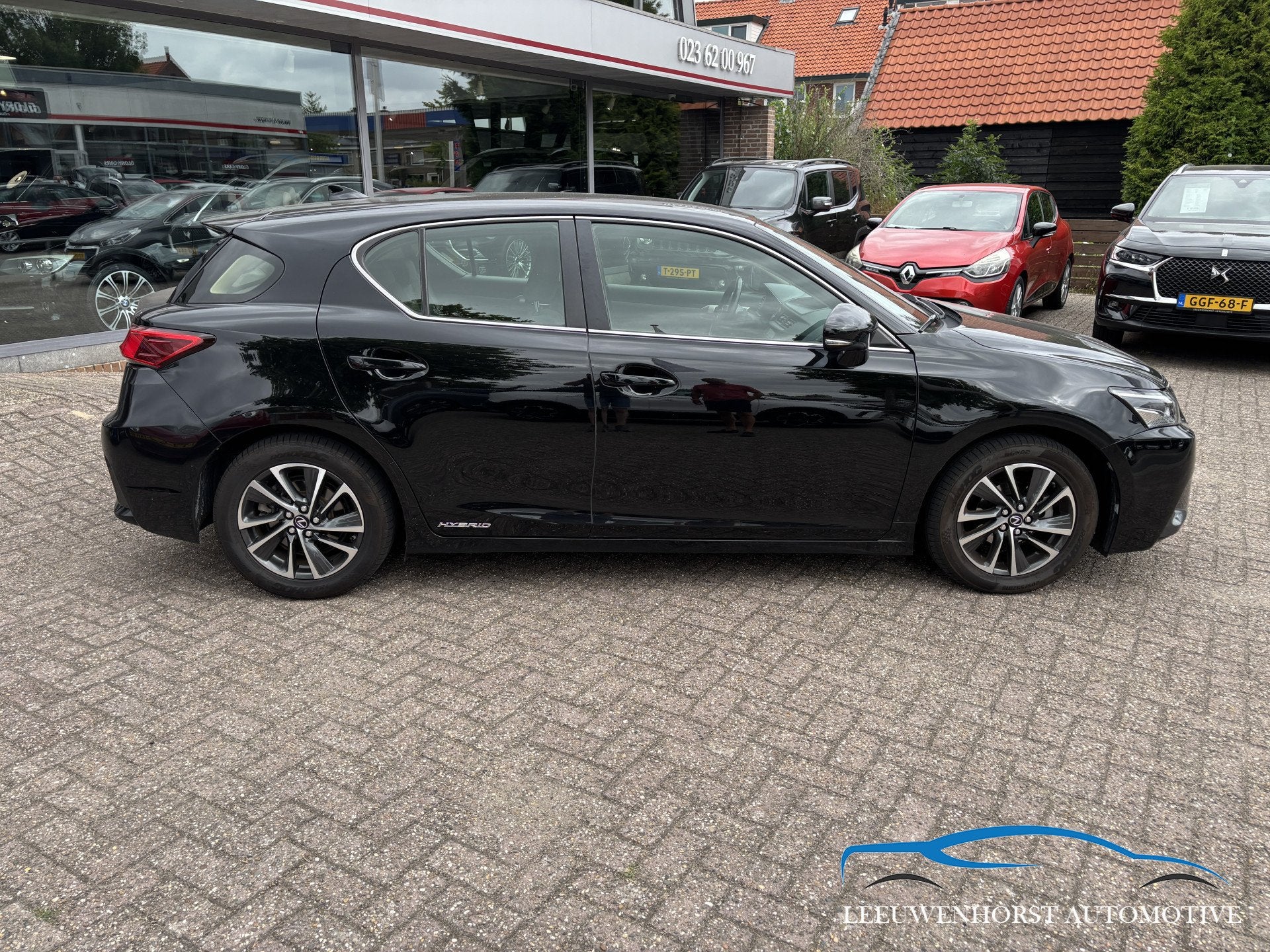 Lexus CT 200h Business Launch Edition, alcantara, camera, cr, 136 pk, Gebruikt, 4 cilinders, Zwart
