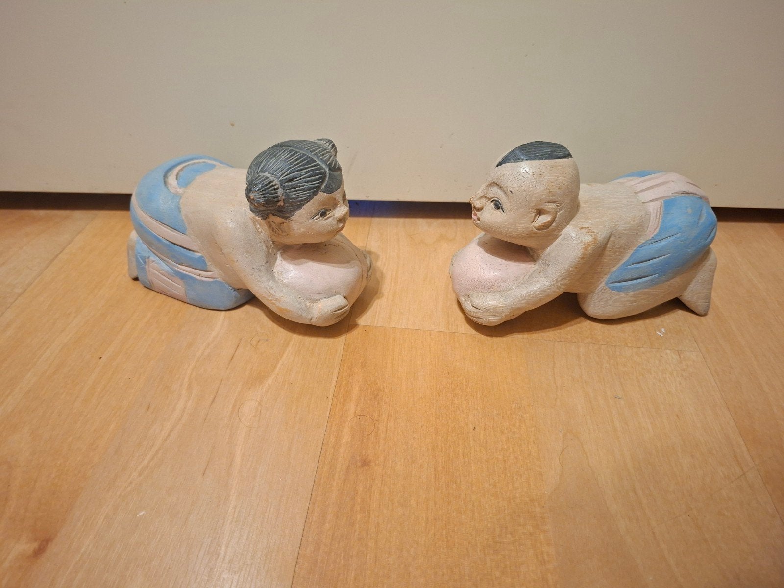 Twee beeldjes, gelukskinderen, Verzamelen, Ophalen of Verzenden, Gebruikt, Mens