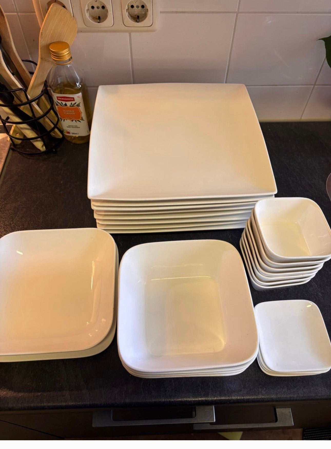 Servies 25 delig, Ophalen, Zo goed als nieuw, Overige stijlen, Bord(en)