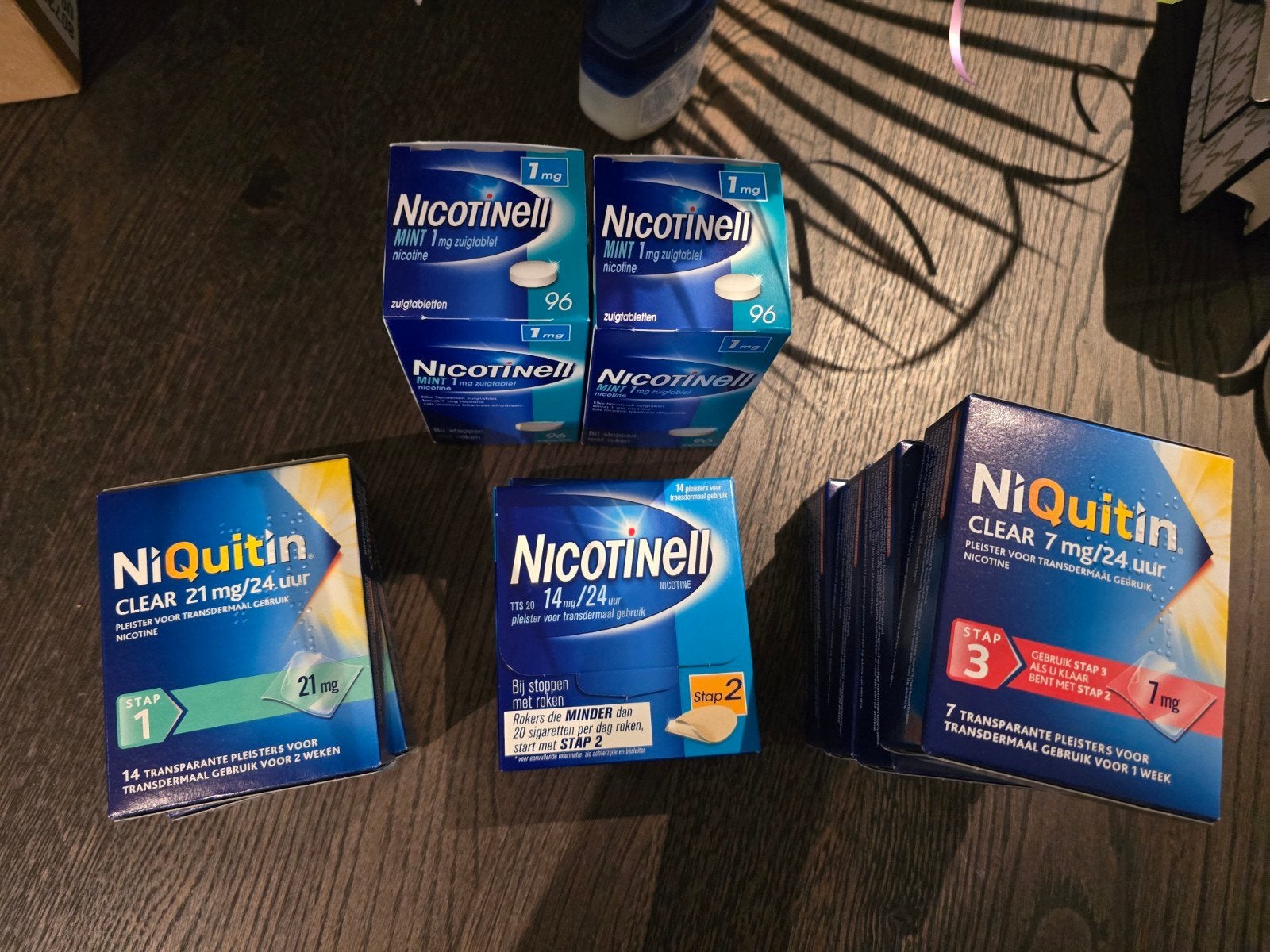 Nicotinell en NiQuitin nicotinepleisters en zuigtabletten, Ophalen of Verzenden, Nieuw, Overige typen