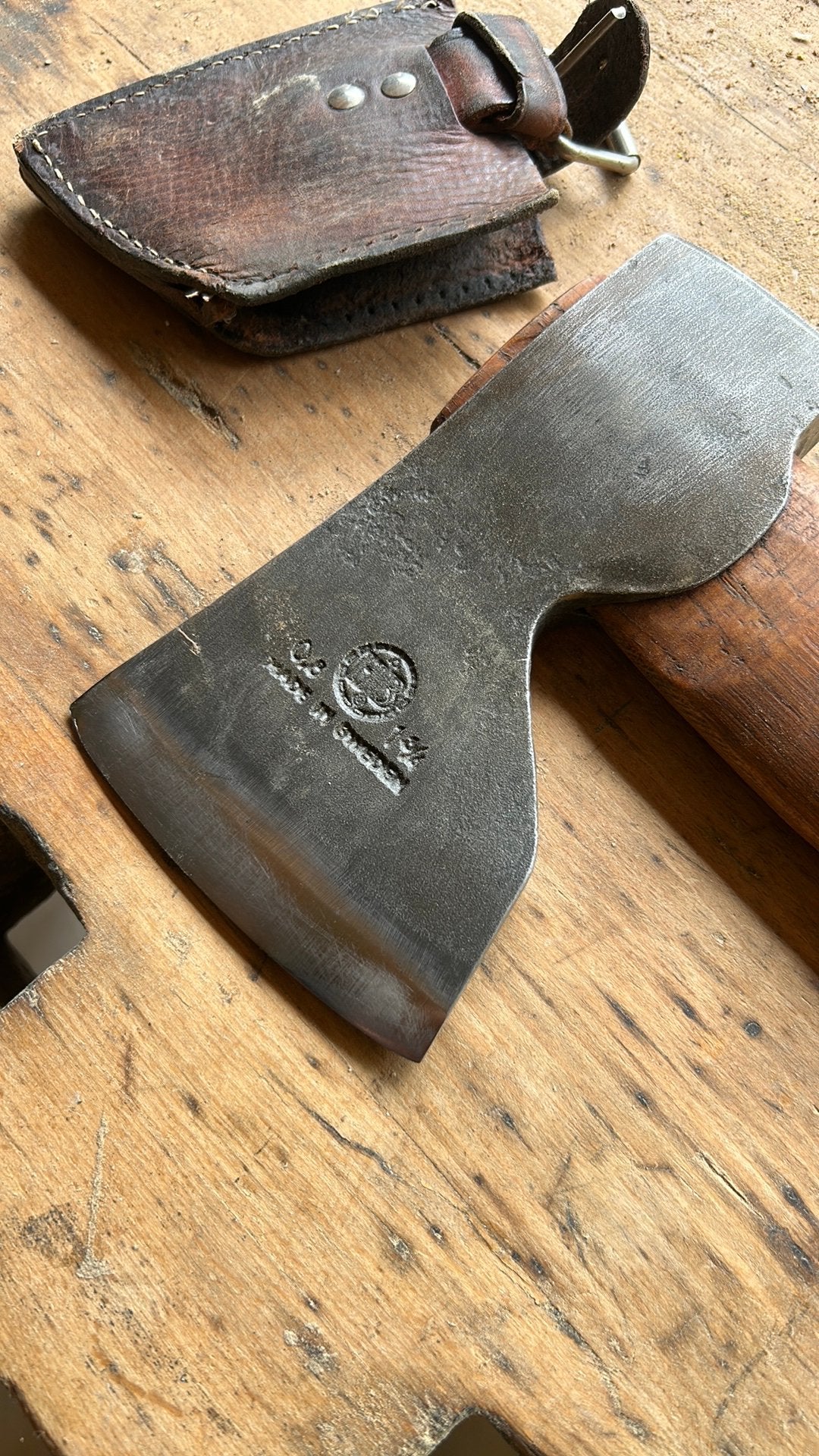 Hults Bruk Stalberg timmermansbijl carpenters axe, Ophalen of Verzenden, Zo goed als nieuw