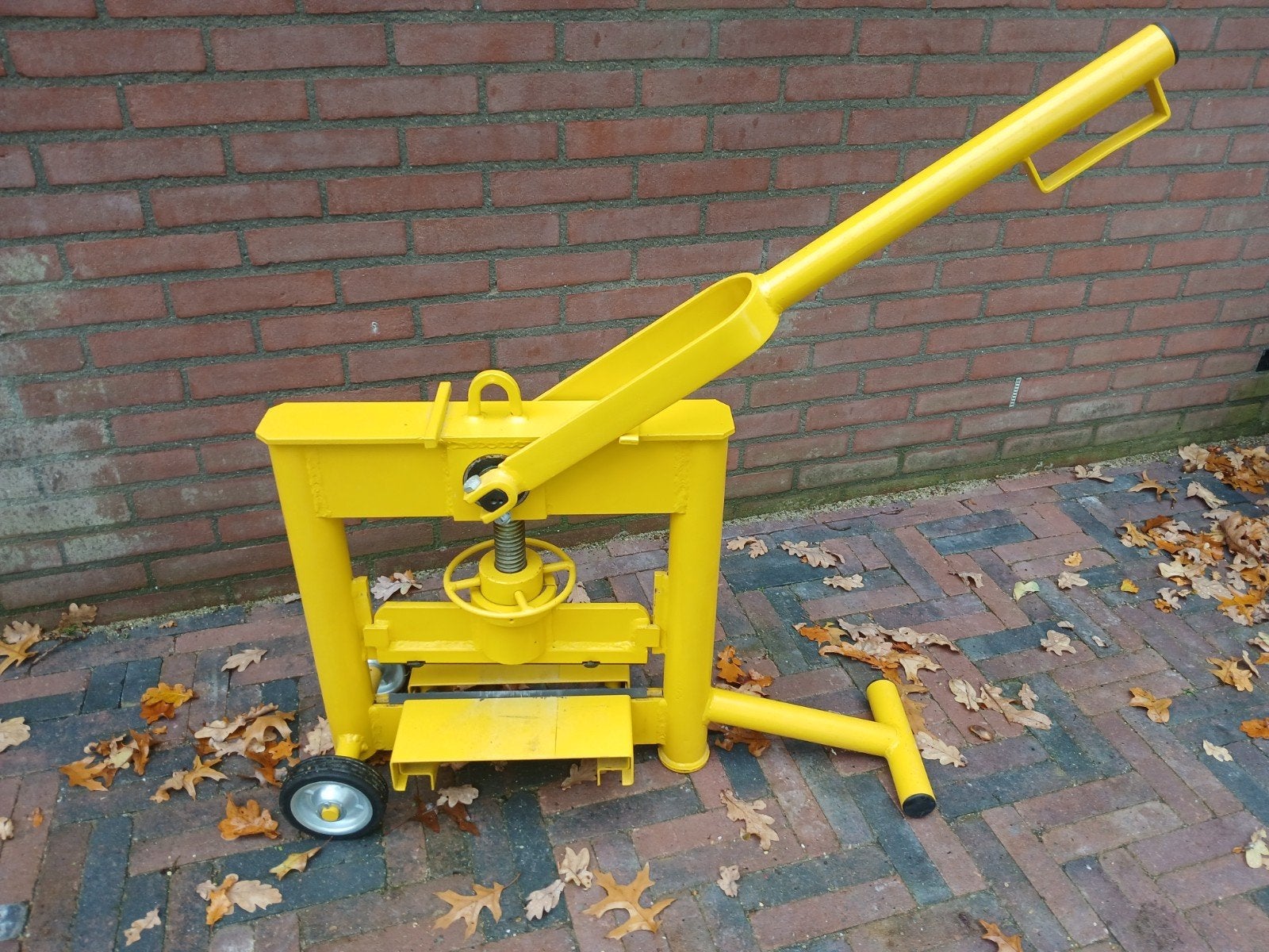 Steenknipper, Ophalen