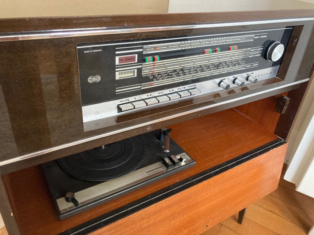 Grundig audio meubel radio + draaitafel vintage '60, Audio, Tv en Foto, Radio's, Ophalen, Gebruikt, Overige typen