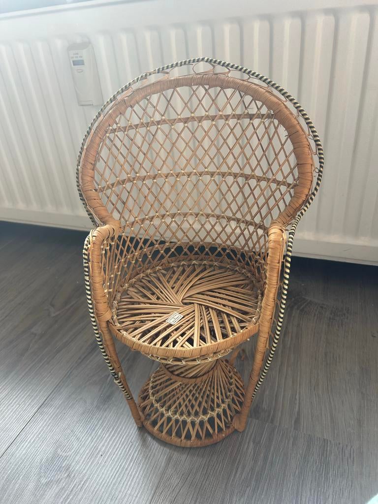 Vintage rotan poppenstoel - Perfect voor decoratie, Ophalen of Verzenden, Gebruikt, Overige typen