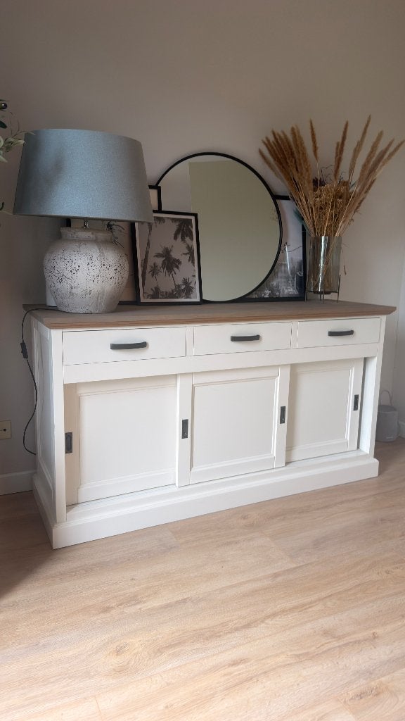 Landelijk dressoir met schuifdeuren en lades, Huis en Inrichting, Ophalen, Met lade(s), 150 tot 200 cm, 25 tot 50 cm