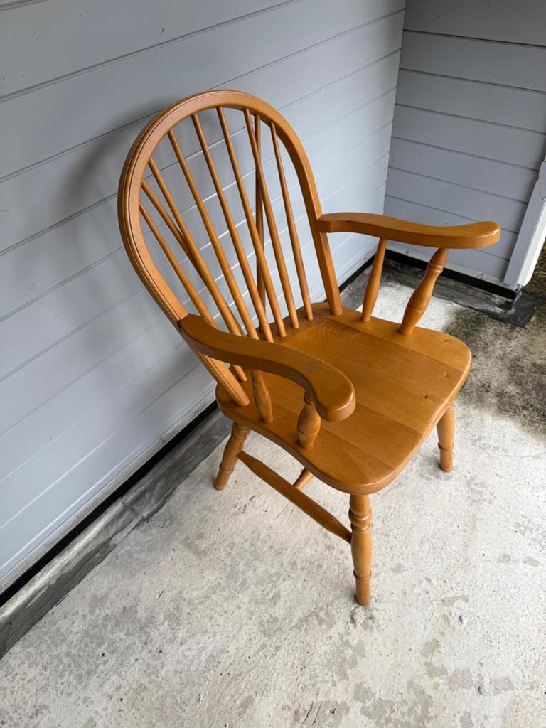 Superleuke houten stoel met spijlen, Ophalen