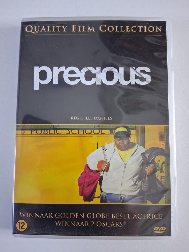 Precious, Vanaf 12 jaar, Ophalen of Verzenden, Zo goed als nieuw