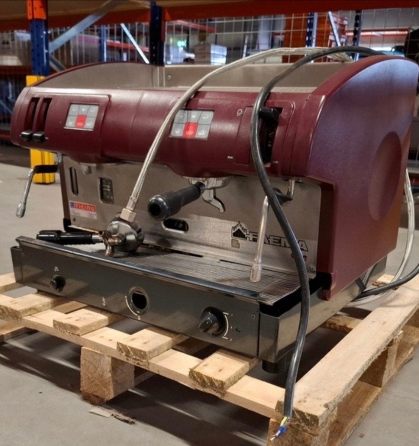 Professionele FAEMA D92/A2 Koffiemachine - Werking Onbekend, Ophalen, Niet werkend, Koffiemachine, Koffiebonen