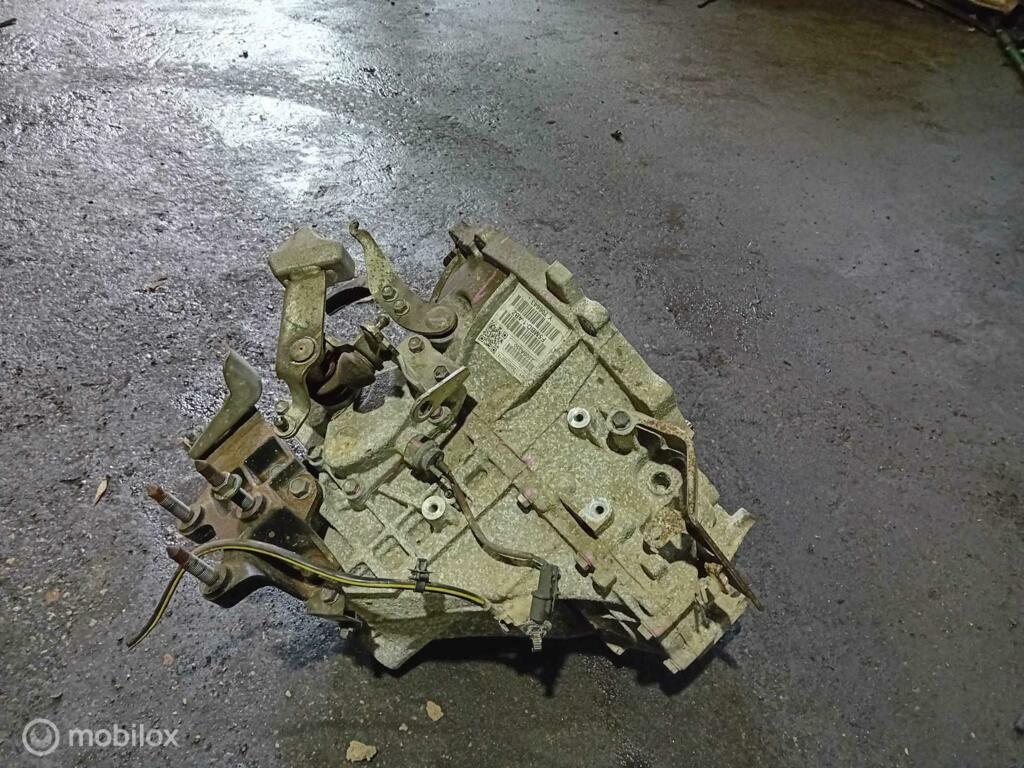 Versnellingsbak Mitsubishi Space Star F5MBD1ABZ, Gebruikt, Ophalen of Verzenden