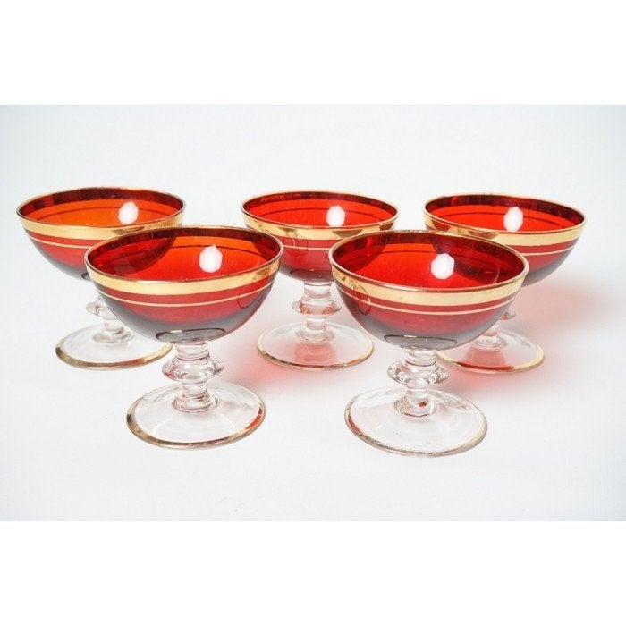 # 5 borrel glaasjes rood met goud kristal glas, Ophalen of Verzenden, Gebruikt, Overige typen