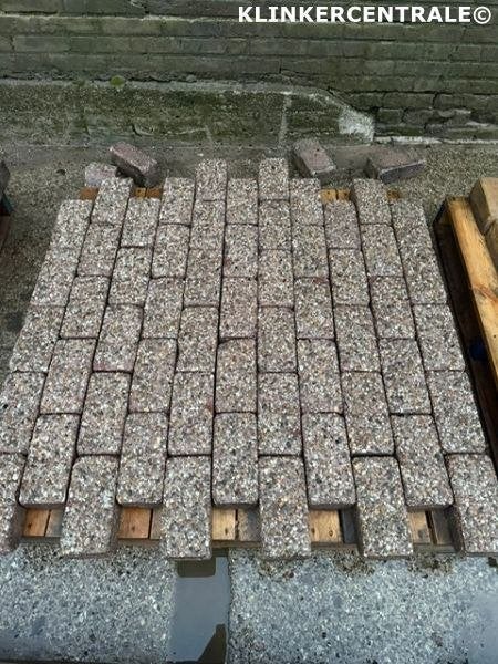250m2 heidegrijs betonklinkers  keiformaat straatstenen
