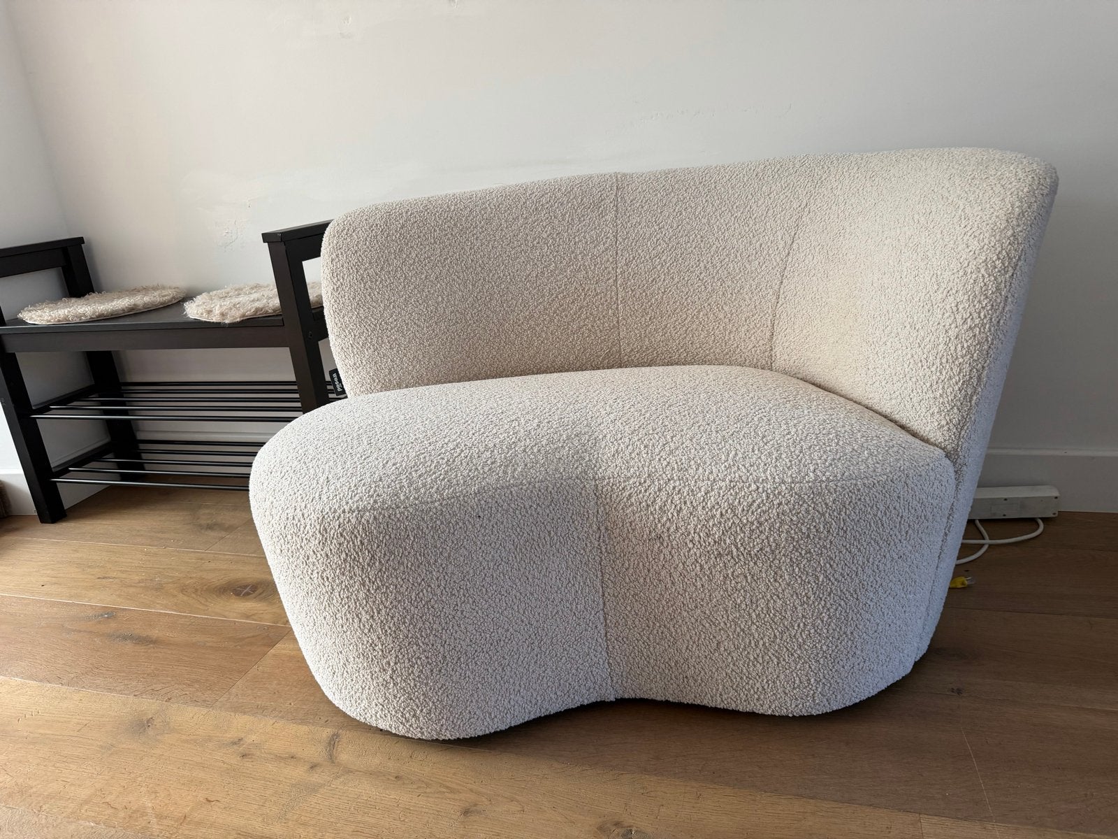 Comfortabele fauteuil crème van WOOOD, 110x70cm (Nieuw €369), Huis en Inrichting, Fauteuils, Ophalen, Gebruikt, Minder dan 75 cm