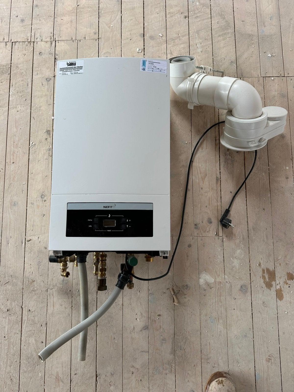 Nefit cv ketel 2019, Ophalen, Geiser, Minder dan 20 liter, 6 t/m 10 jaar oud
