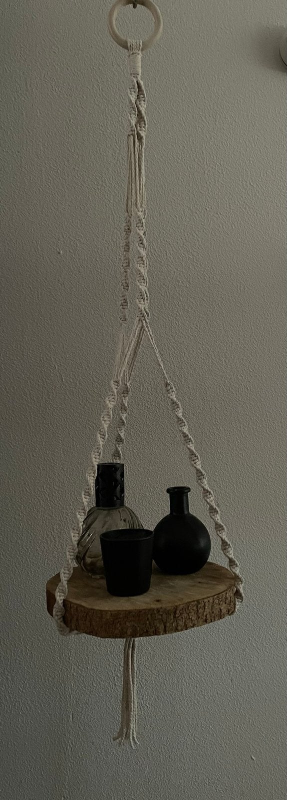 Handgemaakte macramé decoratie (excl. plank en potjes), Beige, Boho, Nieuw, Ophalen of Verzenden
