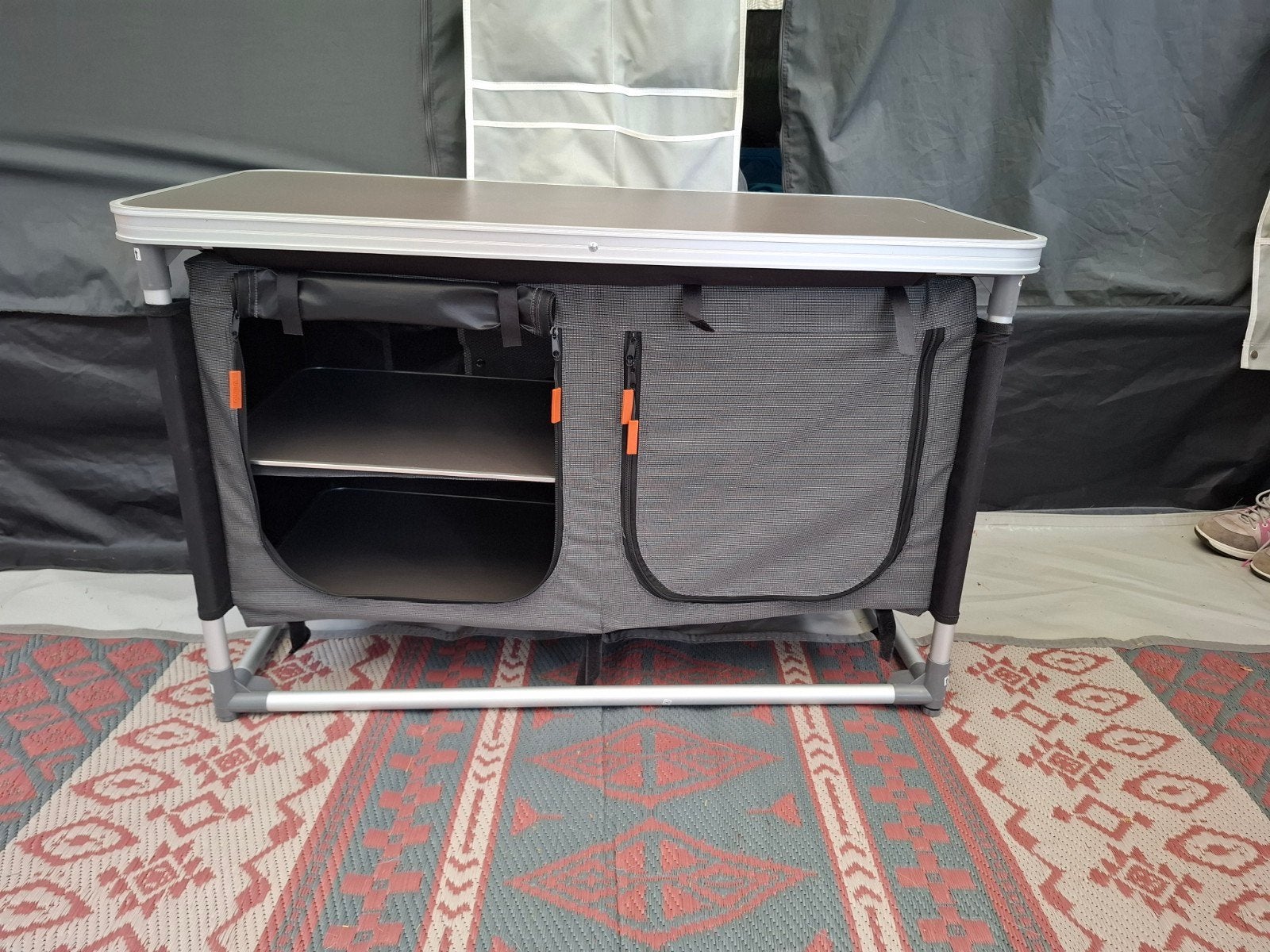 Obelink Campingkast - Handig en Opvouwbaar, Ophalen, Zo goed als nieuw, Campingkast