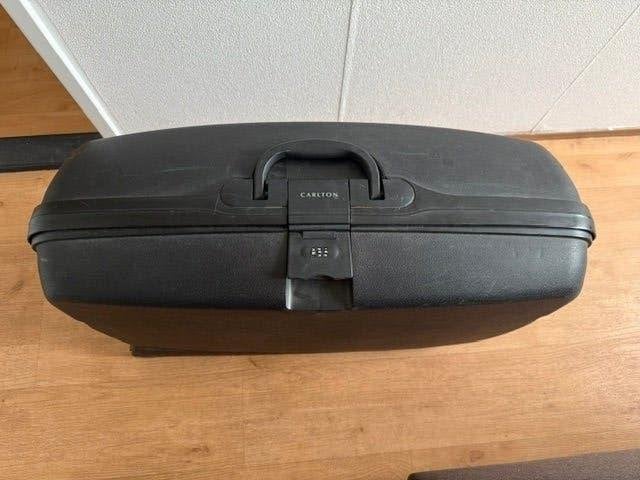 Koffer Carlton zwart, Hard kunststof, Zo goed als nieuw, 70 cm of meer, 55 cm of meer