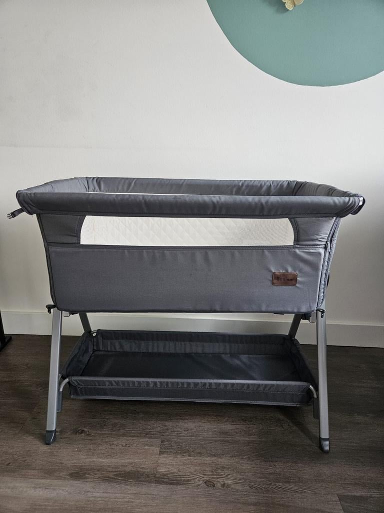 Baninni Co-Sleeper Elia Donker Grijs plus toebehoren, Ophalen, Zo goed als nieuw, Wieg