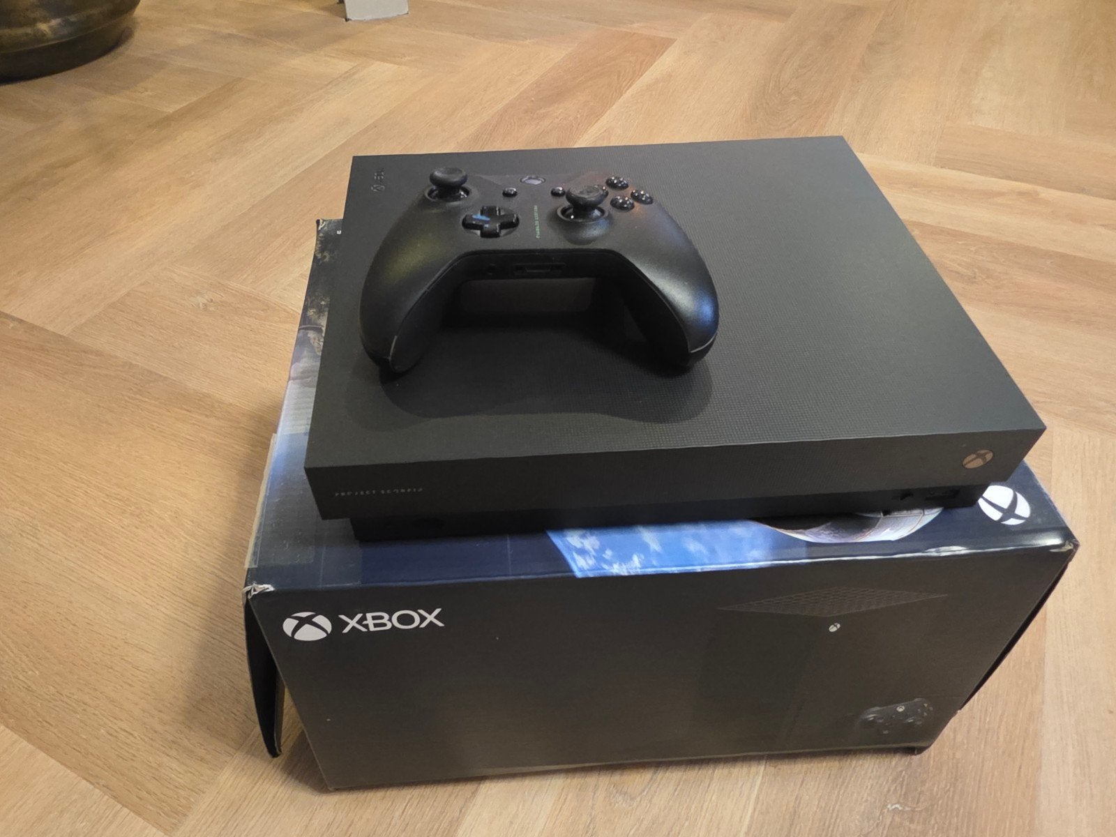Xbox One S en Xbox One X met controllers en games, Spelcomputers en Games, Verzenden, Met 2 controllers, Xbox One S, 1 TB