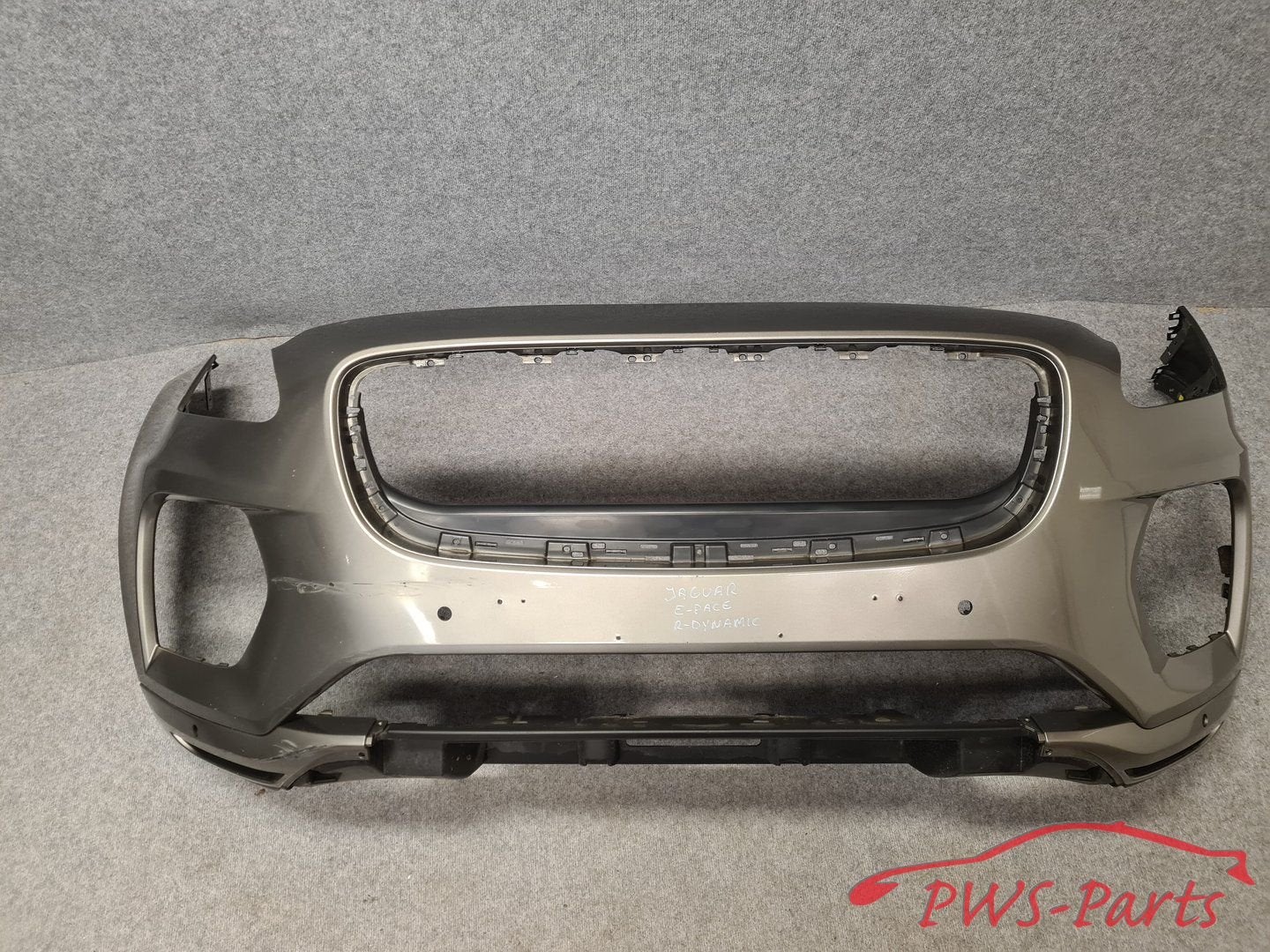 JAGUAR E-PACE X540 R-DYNAMIC VOORBUMPER ORIGINEEL, Ophalen, Gebruikt, -, Voor