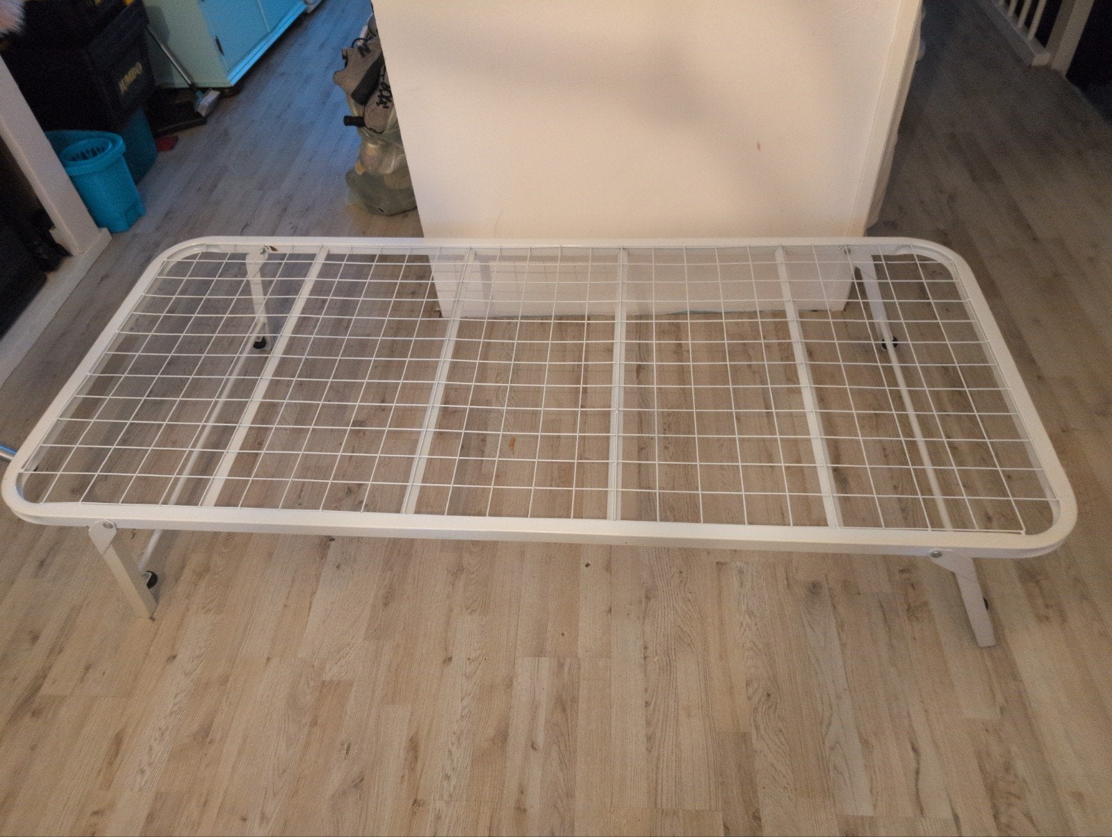 opvouwbare bed, Huis en Inrichting, Ophalen, Eenpersoons, Hout, 90 cm