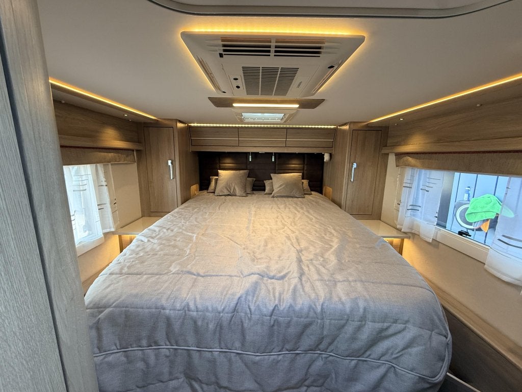 Kabe Travel Master Royal X 780 LQB, Vloeistofverwarming, Diesel, ESP-stabiliteitscontrole, 8 tot 9 meter