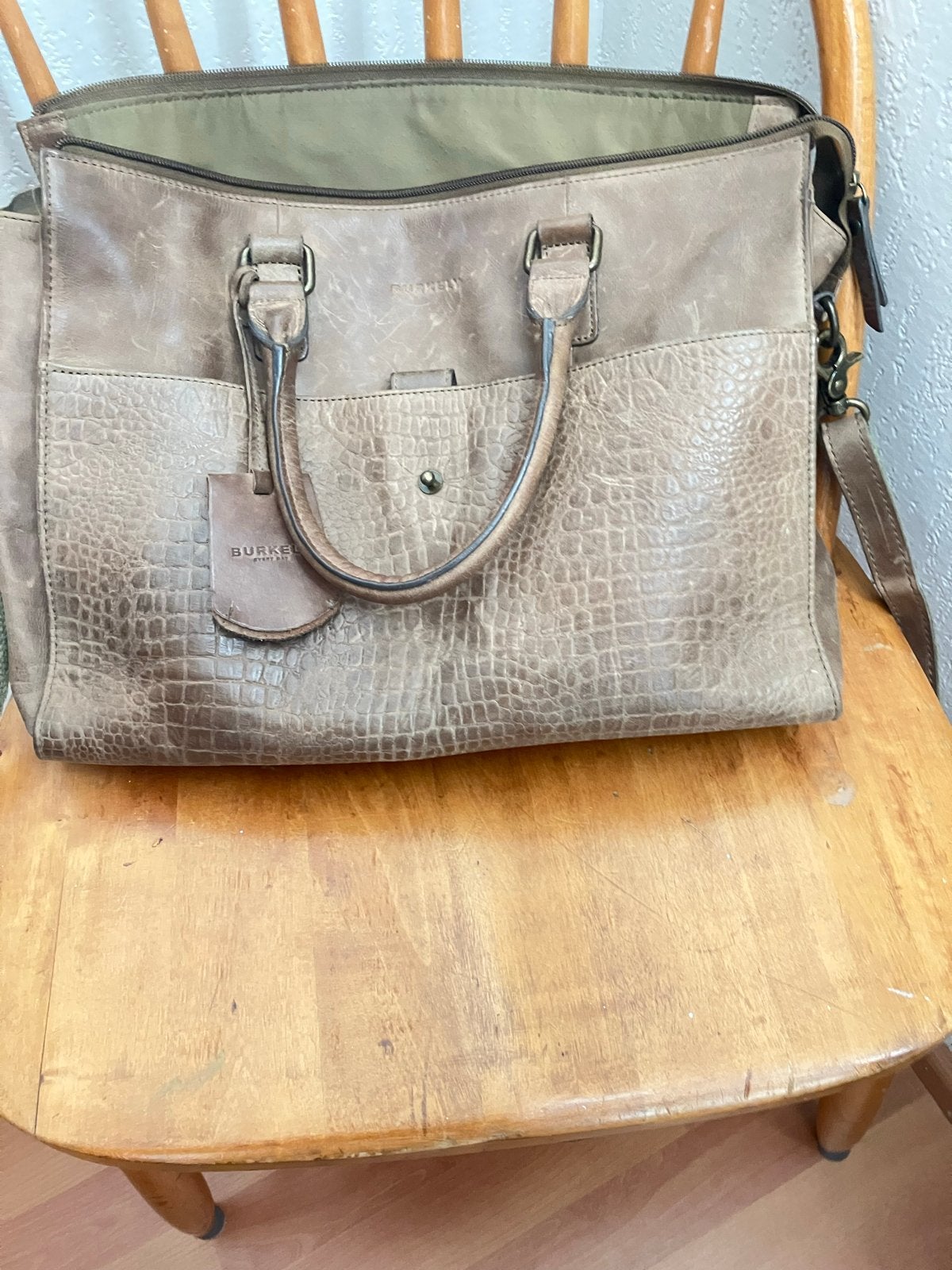 Burkely Taupe Laptoptas met Voorvak en Schouderband, Ophalen of Verzenden, Zo goed als nieuw, Overige kleuren, Overige typen
