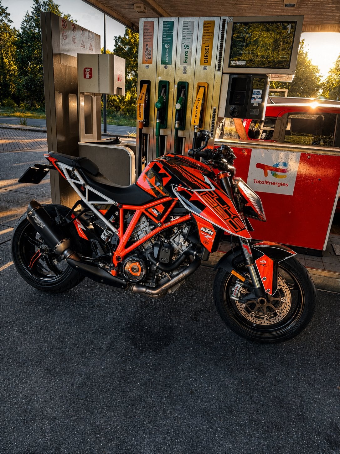 Ktm superduke 1290, 2 cilinders, Motorrijbewijs A, Cruise Control, Gebruikt