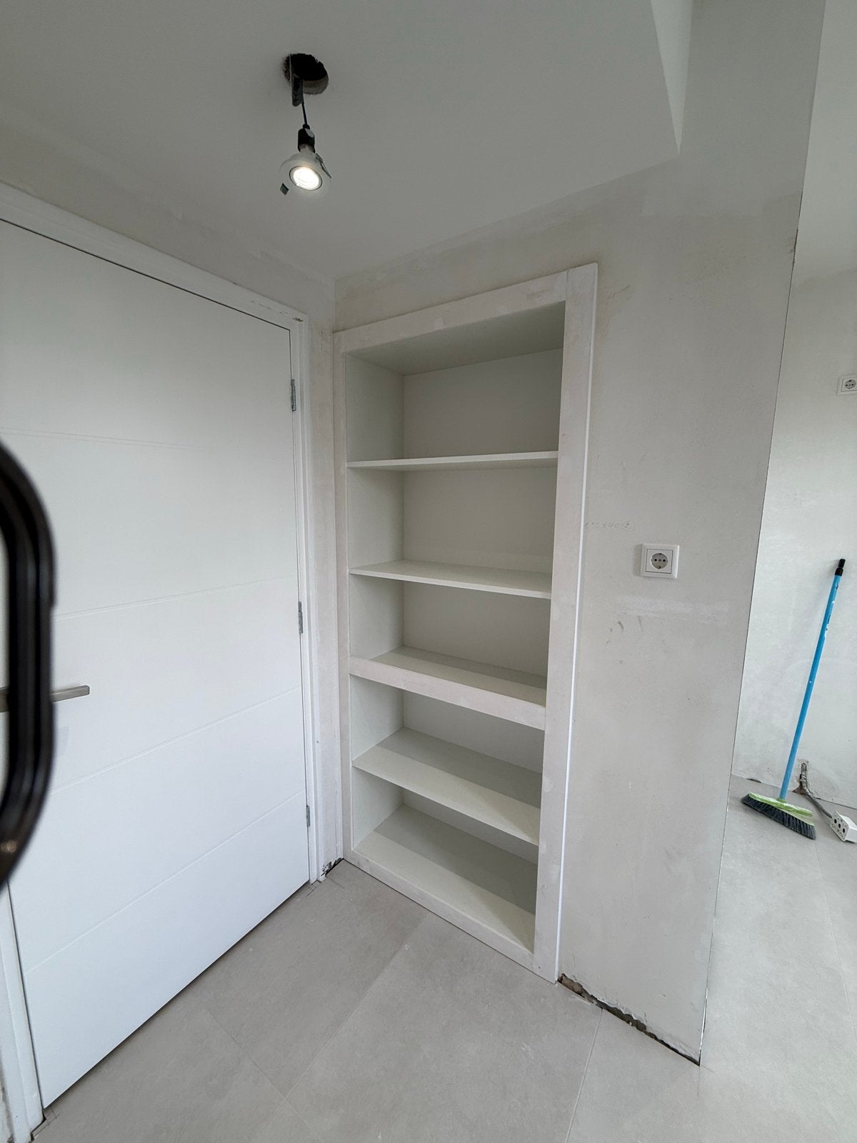 Klusjesman voor alle klussen en renovaties, Verzenden