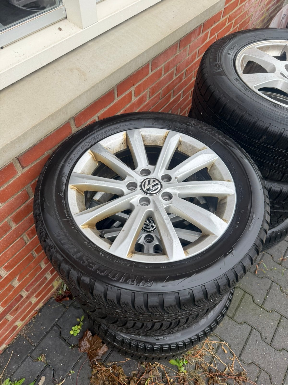 215/55/17 5.5mm vw golf passat velgen Bridgestone, Auto-onderdelen, Banden en Velgen, 17 inch, Personenwagen, Gebruikt