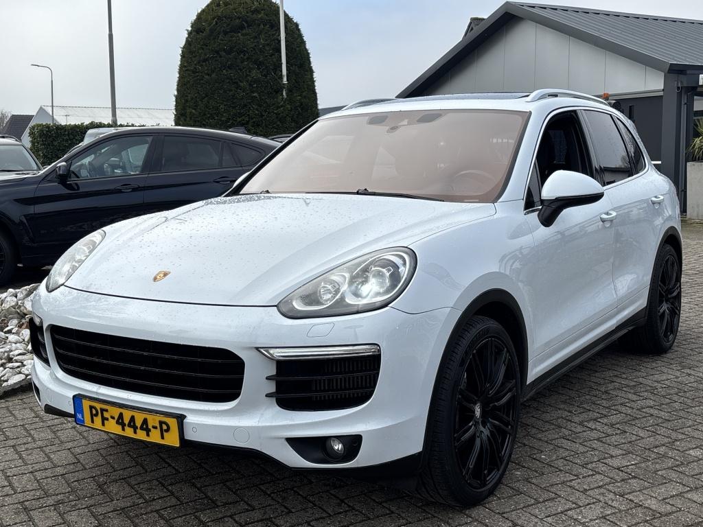 Porsche Cayenne 3.6 S V6 Benzine Wit 2015 Panoramadak Faceli, Auto's, Automaat, Cayenne, Gebruikt, 138 €/maand