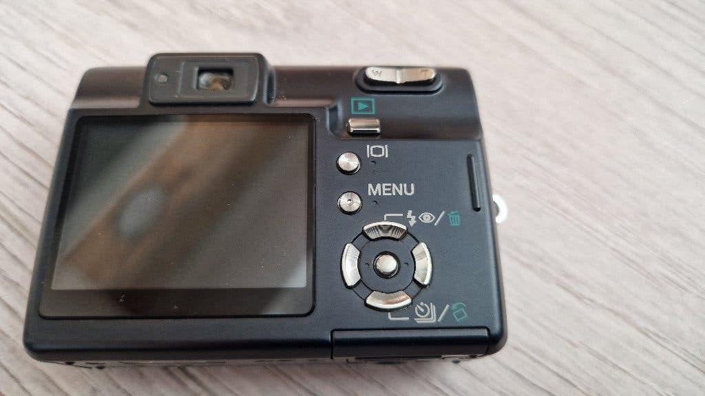 Konica Minolta DiMAGE X50 Digitale Camera – 5 Megapixel, Gebruikt, Konica, Accu, Compactcamera