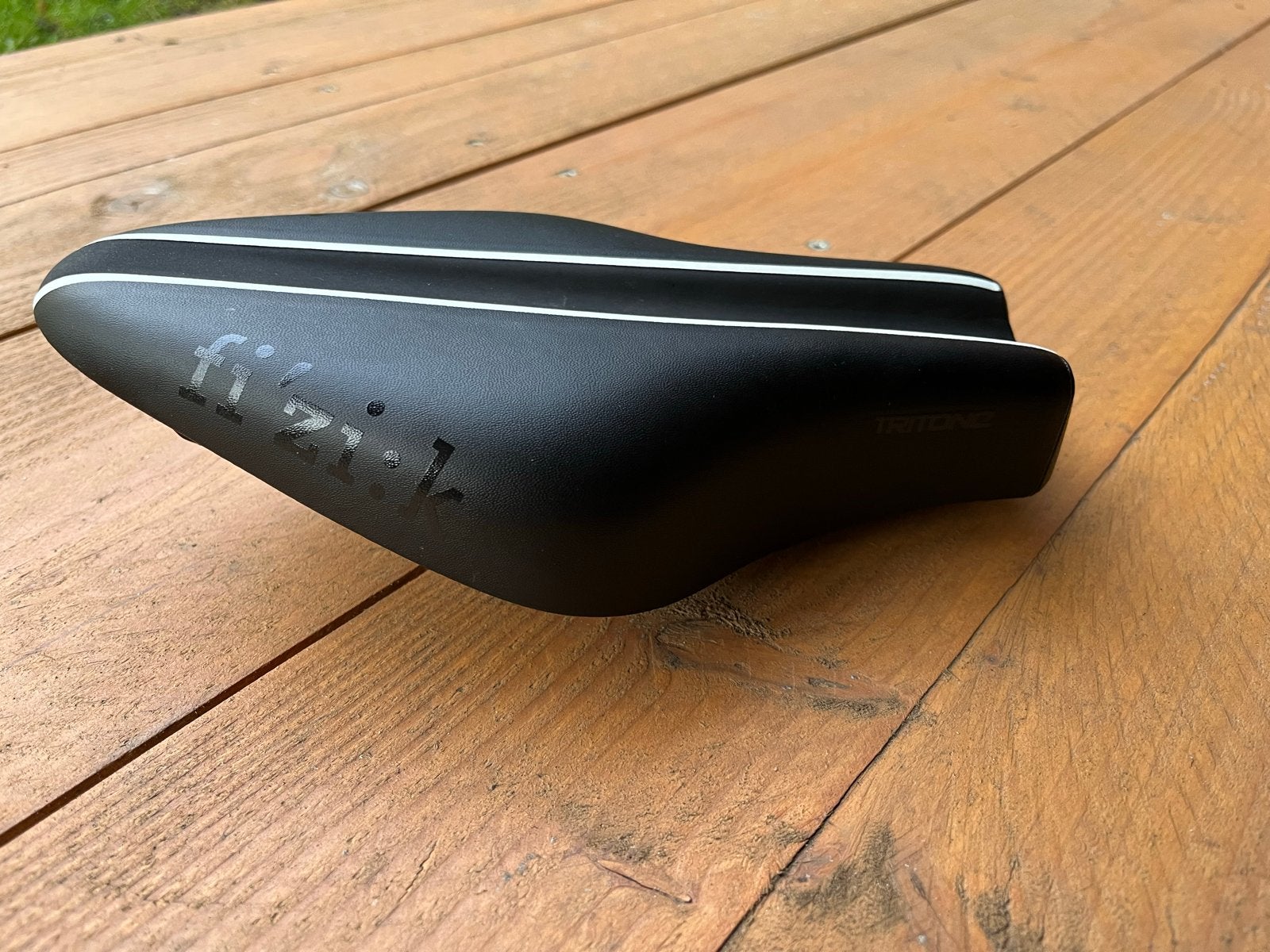 Fizik fietszadel, Kunststof, Ophalen of Verzenden, Zo goed als nieuw, Zadel