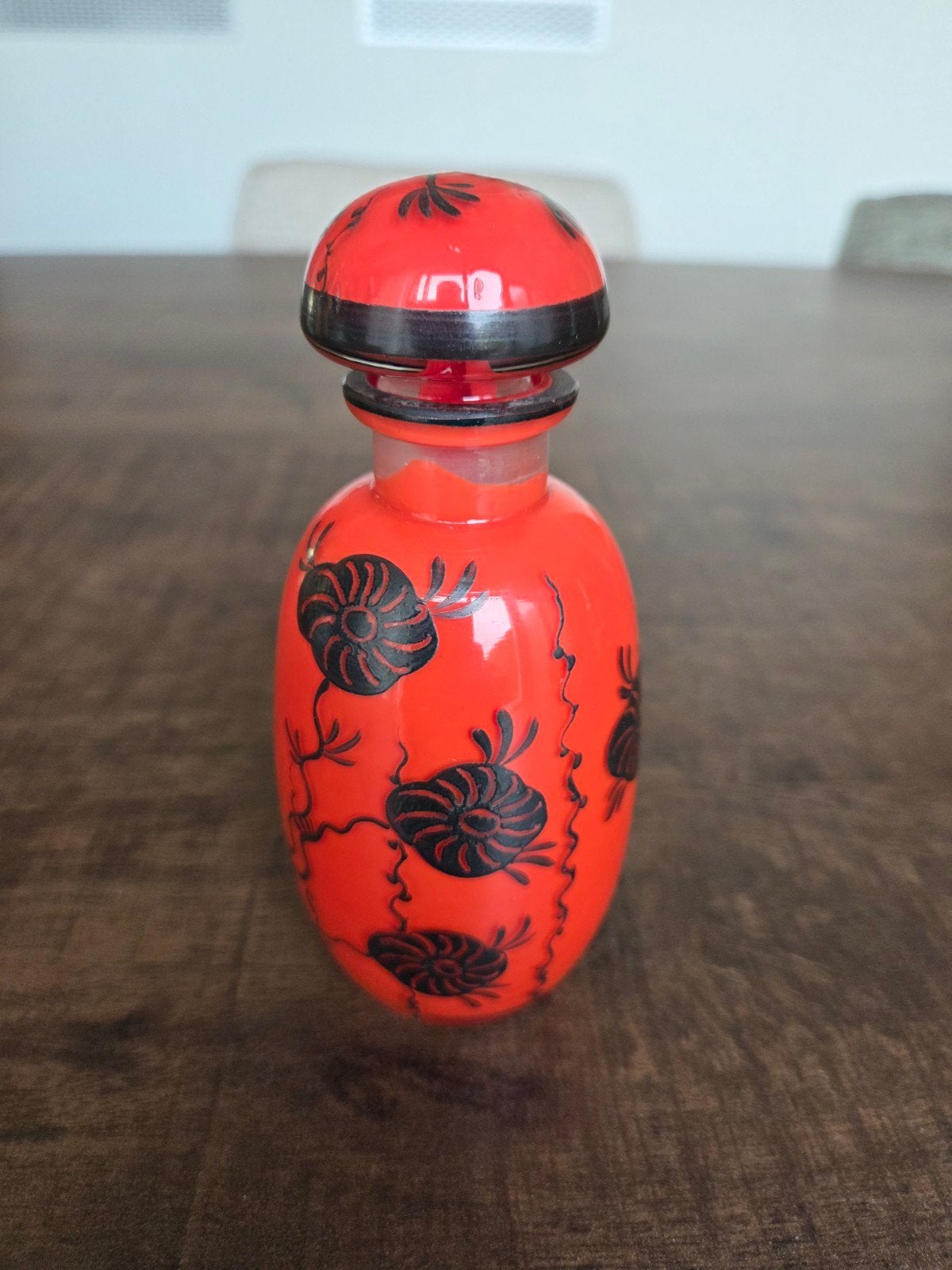 Vintage rode Boldoot parfumfles met zwarte decoratie, Ophalen of Verzenden