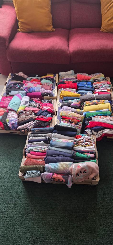 Mega partij Kinderkleding Maat 110-128 Zomer & Winter. €1 ps, Kinderen en Baby's, Kinderkleding | Kinder-kledingpakketten, Ophalen of Verzenden