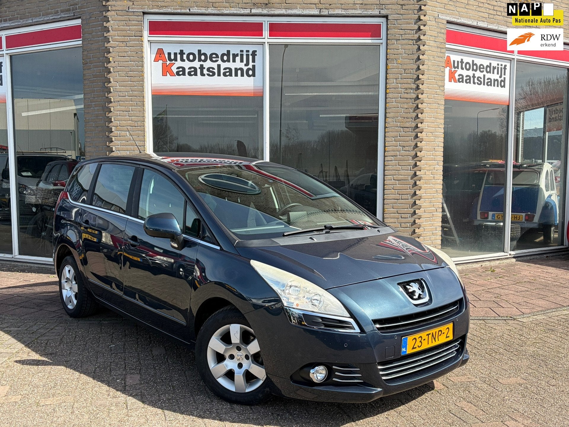 Peugeot 5008 1.6 VTi Blue Lease 5p. - Navi - Cruise - PDC -, Voorwielaandrijving, Euro 5, Gebruikt, Zwart