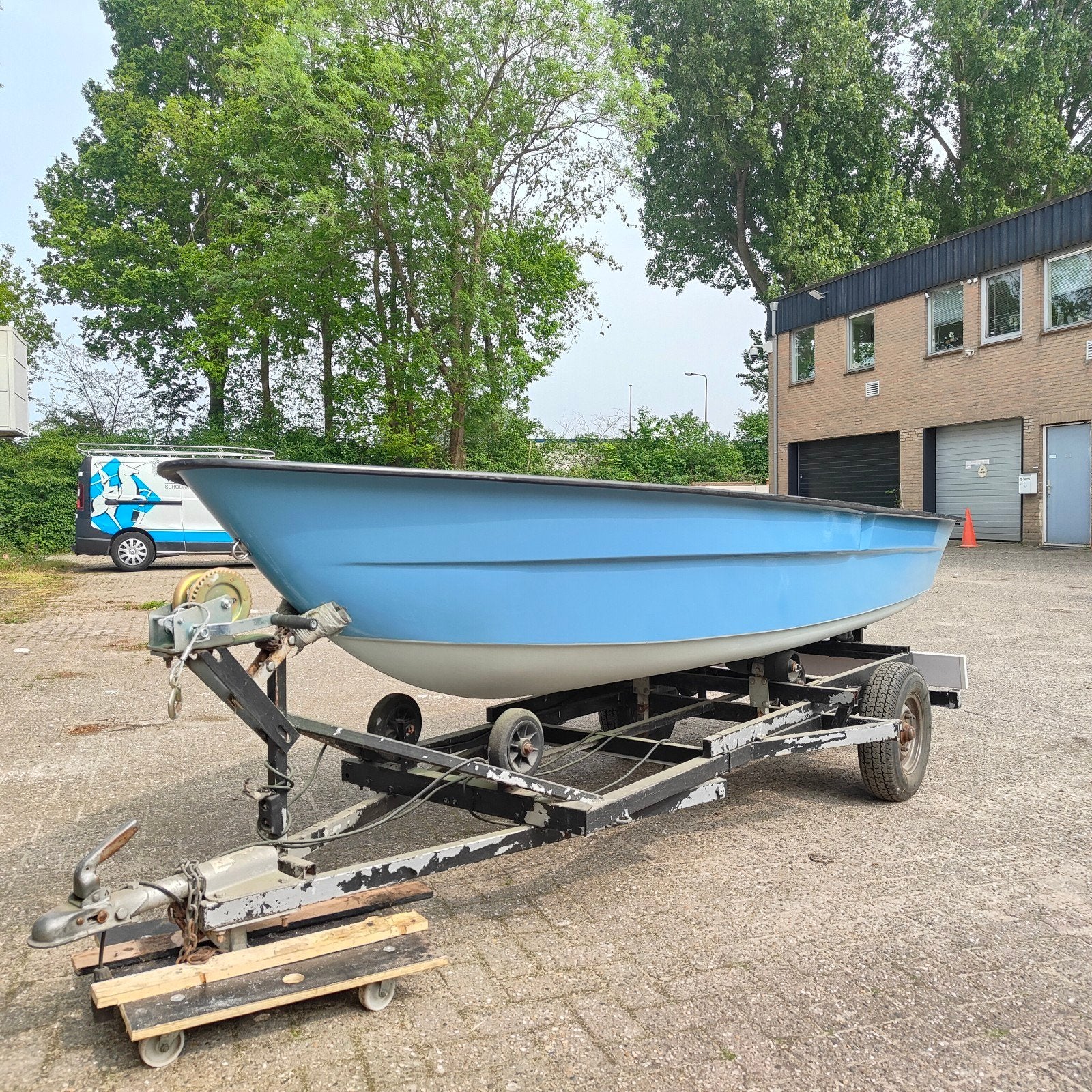 Robuuste visboot/bijboot - Polyester, inclusief trailer, Watersport en Boten, Met trailer, Ophalen of Verzenden, Zo goed als nieuw