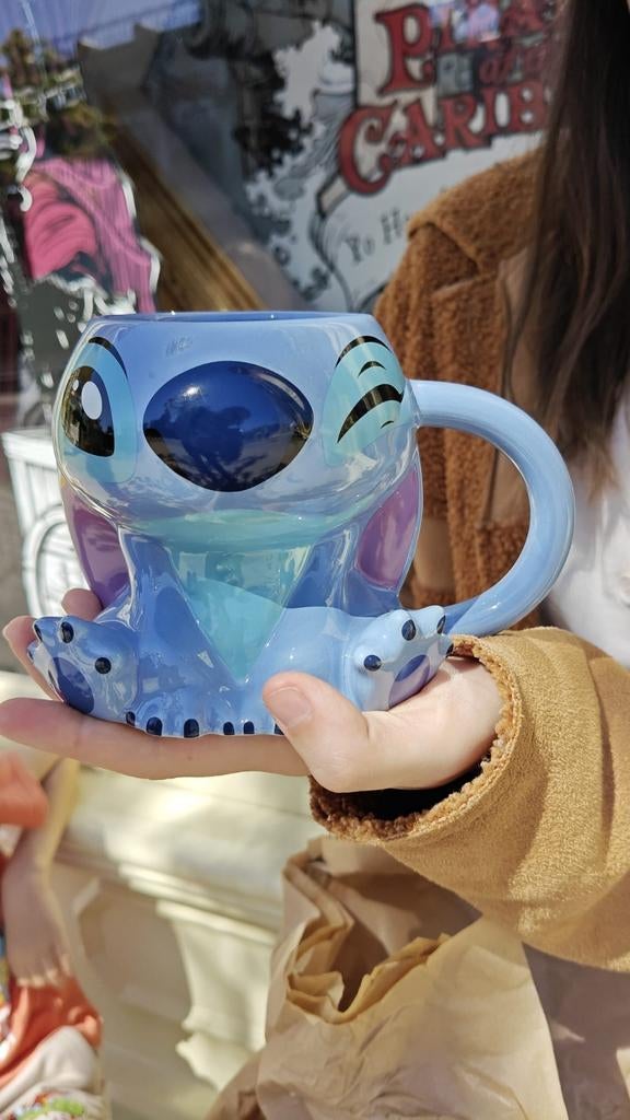 Mok Stitch nieuw uit Disneyland Parijs, Ophalen of Verzenden, Overige figuren, Nieuw, Servies