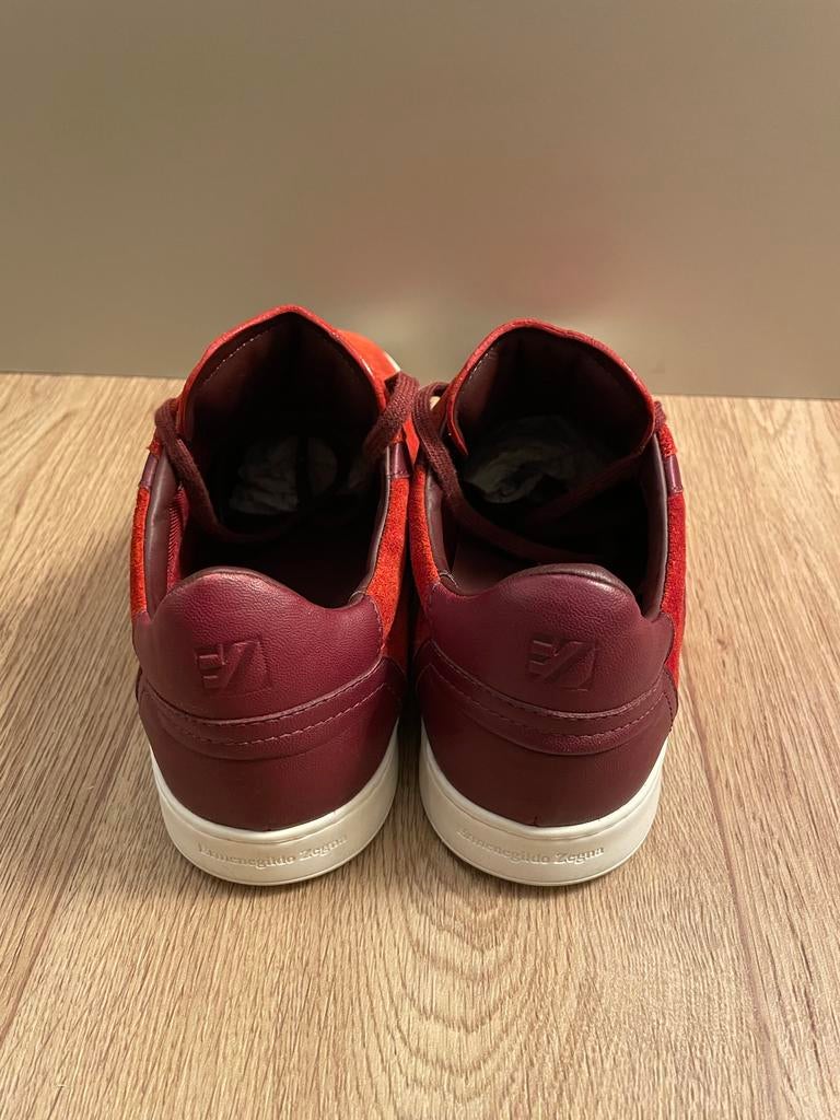 Zegna Sneakers - Maat 8 EU - Rood Suède, Kleding | Heren, Schoenen, Overige kleuren, Ophalen of Verzenden, Sneakers of Gympen